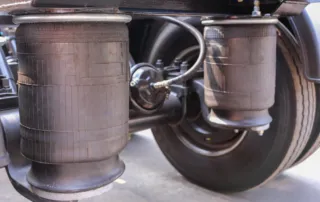 air-bag-suspension-weighing-for-trucks-and-trailers-how-loadsense-delivers-accurate-onboard-weight-monitoring